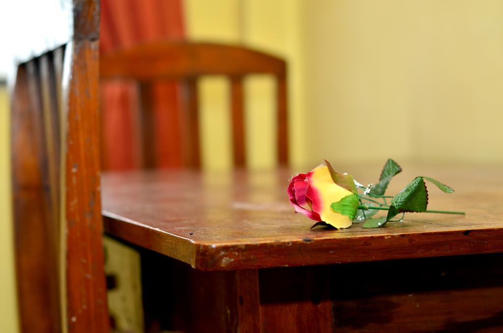 The Garden Rest Hotel Kandy Bilik gambar