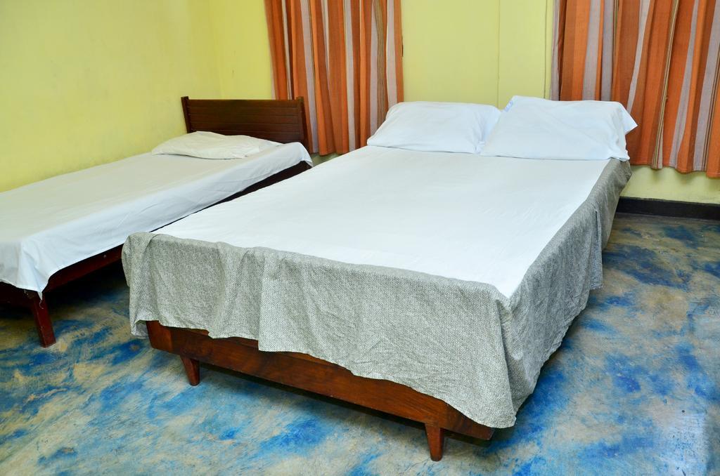 The Garden Rest Hotel Kandy Bilik gambar
